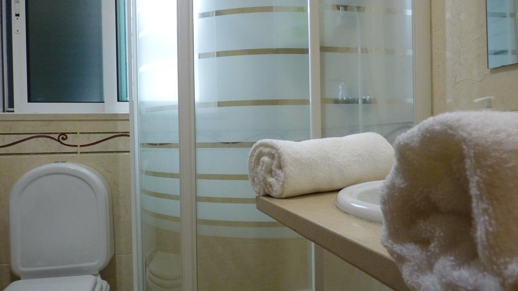 Azores Holidays House -B&B - Suites - Self Check-In Keyboard Ponta Delgada Eksteriør billede
