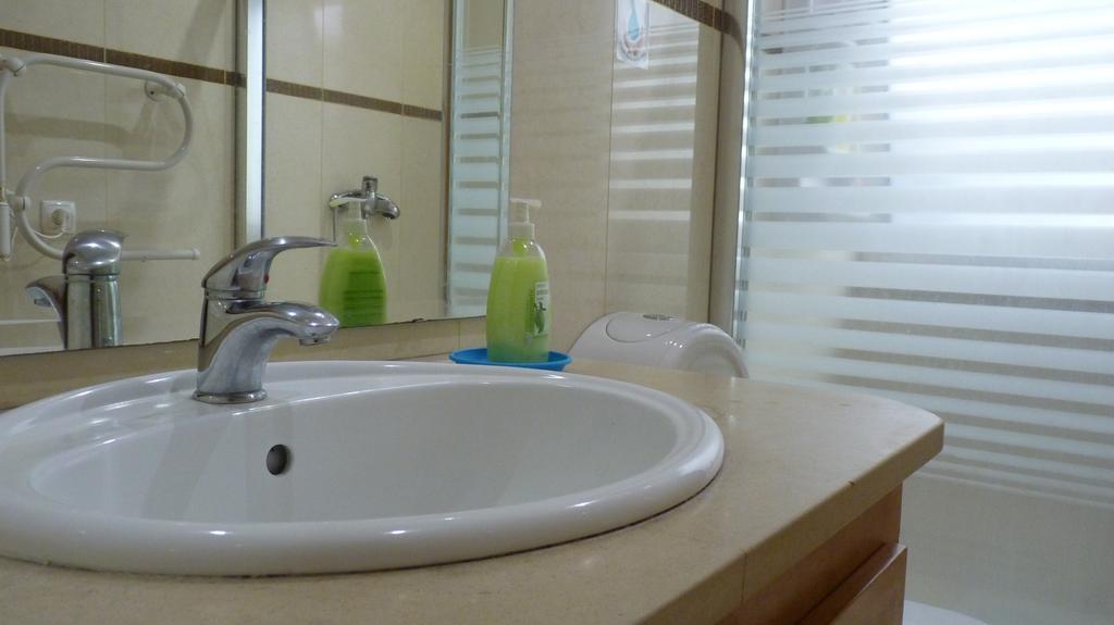 Azores Holidays House -B&B - Suites - Self Check-In Keyboard Ponta Delgada Eksteriør billede
