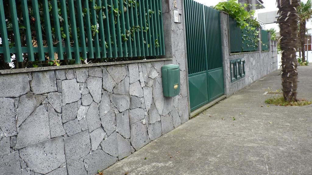 Azores Holidays House -B&B - Suites - Self Check-In Keyboard Ponta Delgada Eksteriør billede